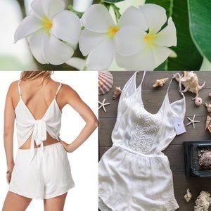 🌴🌼RIP CURL- ROMPER🌼🌴